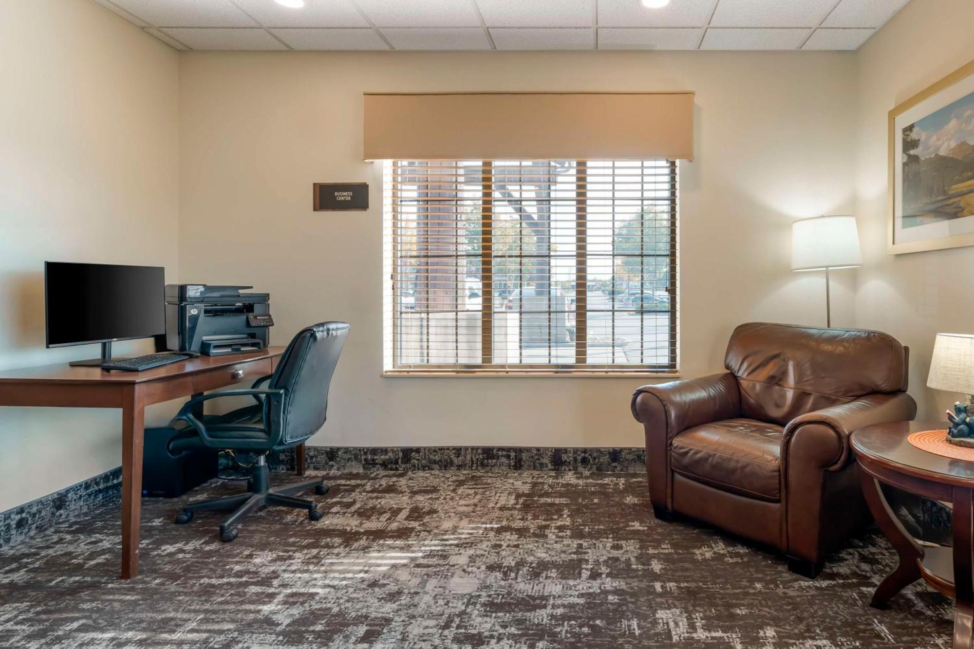 Best Western Yellowstone Crossing Laurel Bagian luar foto