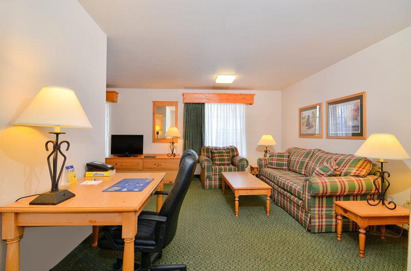 Best Western Yellowstone Crossing Laurel Ruang foto